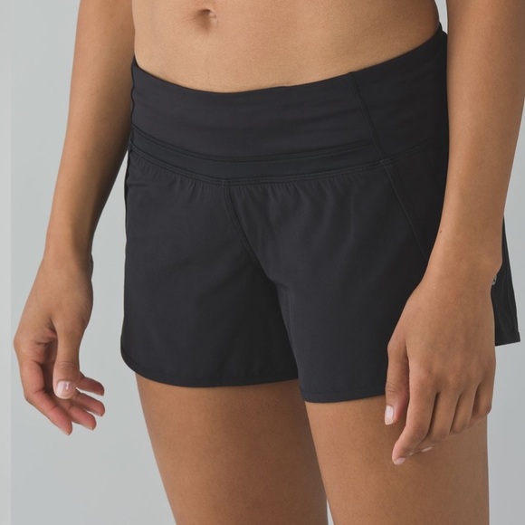 Lululemon mid-rise Run Times shorts - Picture 1 of 7